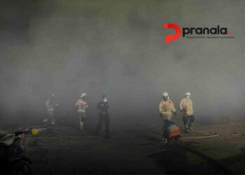 Kebakaran Sampah di Kilo 3 Bontang Nyaris Merembet, Petugas Berjibaku 1,5 Jam