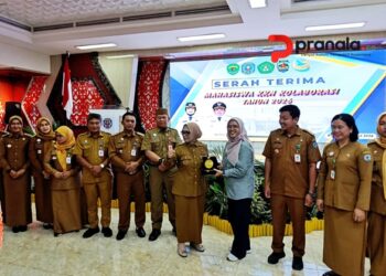 Wali Kota Bontang Tantang 132 Mahasiswa KKN Unmul: Jangan Cuma Cat Gapura!